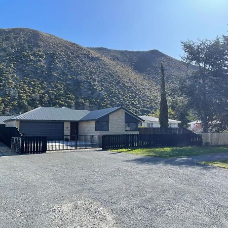 Kurow House On Bledisloe - A2O Cycle Trail Oasis. Villa Exteriör bild