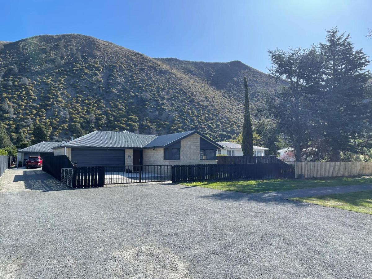 Kurow House On Bledisloe - A2O Cycle Trail Oasis. Villa Exteriör bild
